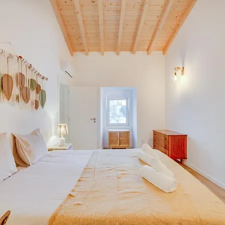 Casa Outeiro 度假居 *