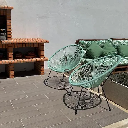 Casa Outeiro * Reguengo Grande