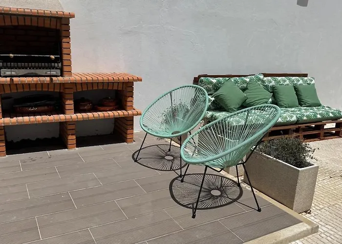 Casa Outeiro * Reguengo Grande